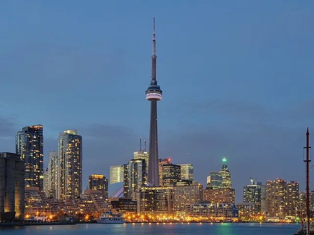 Toronto skyline and CN Tower